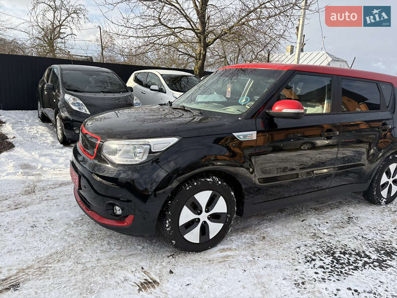 Внедорожник / Кроссовер Kia Soul EV 2015 в Луцке