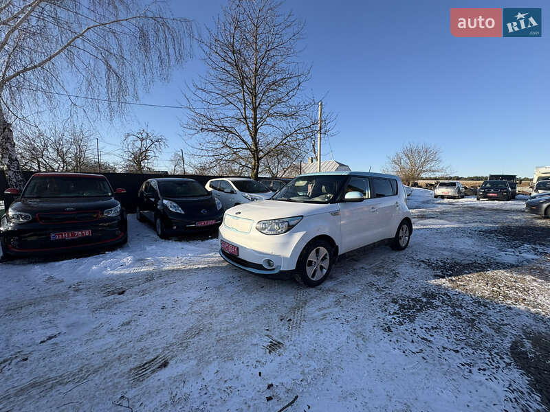 Внедорожник / Кроссовер Kia Soul EV 2015 в Луцке
