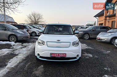 Внедорожник / Кроссовер Kia Soul EV 2015 в Луцке