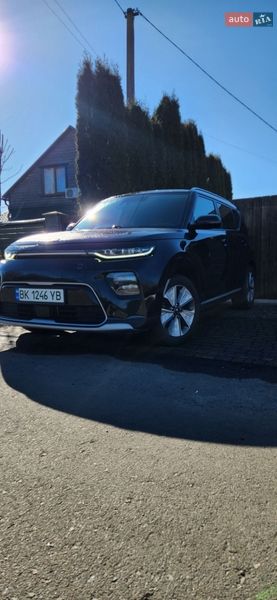 Внедорожник / Кроссовер Kia Soul EV 2019 в Ровно