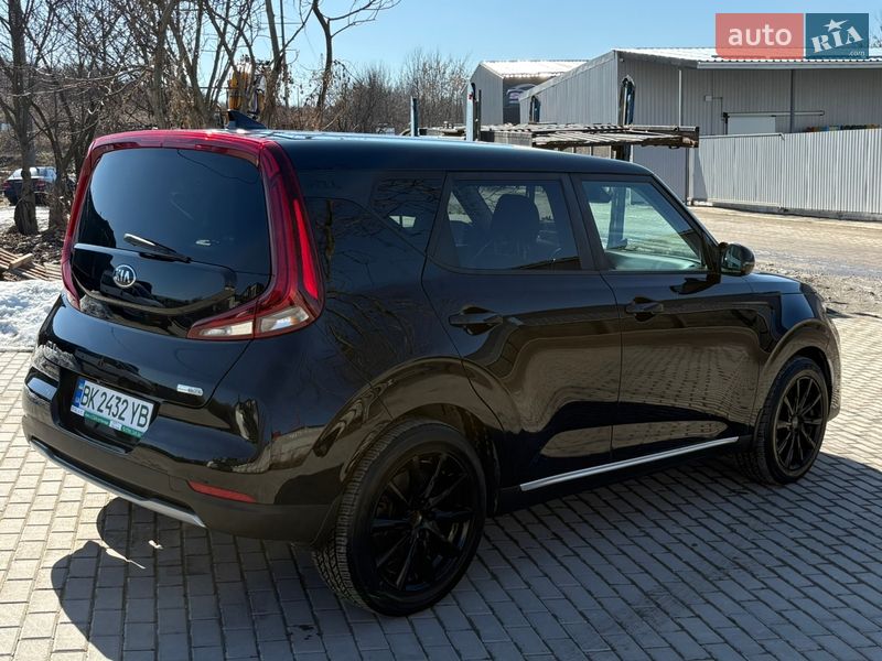 Внедорожник / Кроссовер Kia Soul EV 2019 в Ровно