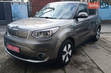 Позашляховик / Кросовер Kia Soul EV 2017 в Рівному