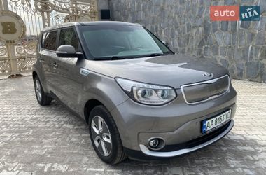 Внедорожник / Кроссовер Kia Soul EV 2017 в Киеве