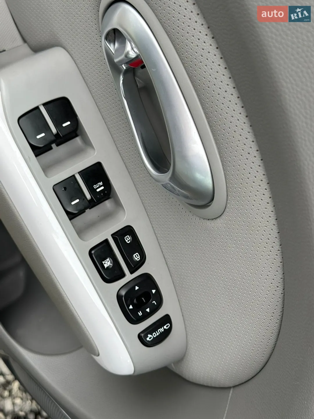 2015 Kia Soul EV - мініатюра 23