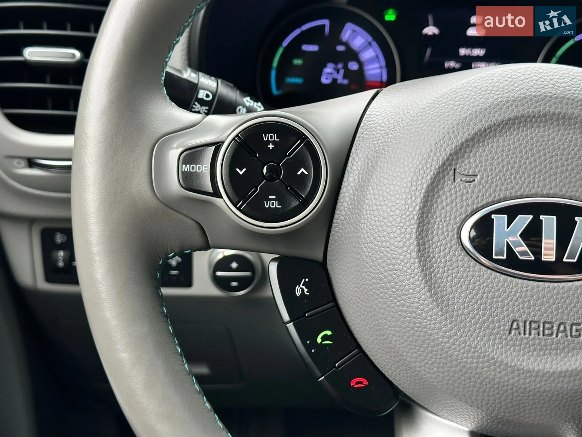 2015 Kia Soul EV - мініатюра 24