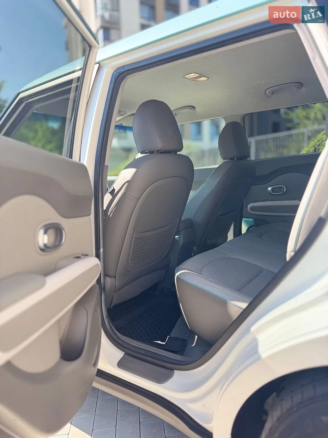 2018 Kia Soul EV - мініатюра 16