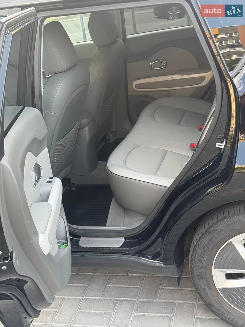 2017 Kia Soul EV - мініатюра 16