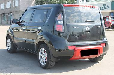 Хэтчбек Kia Soul 2010 в Николаеве