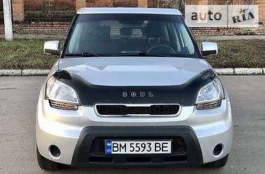 Хетчбек Kia Soul 2011 в 