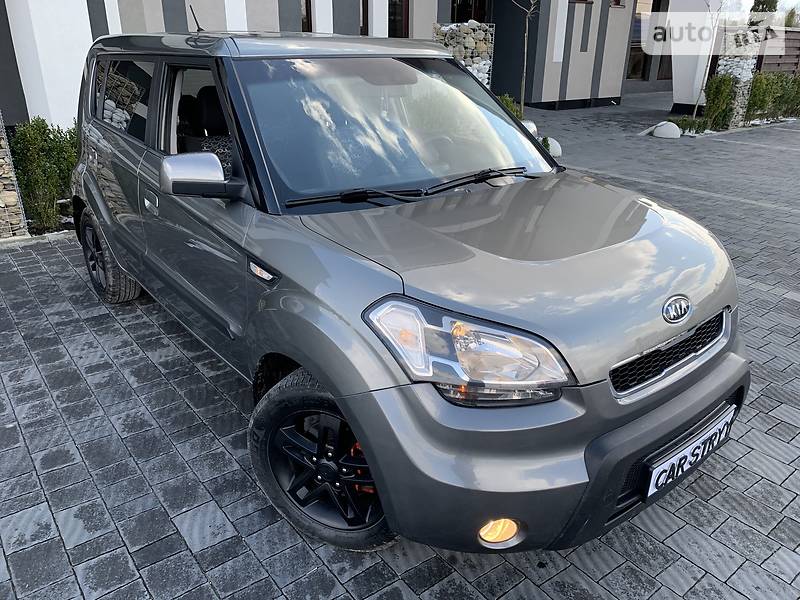 Хетчбек Kia Soul 2009 в Стрию
