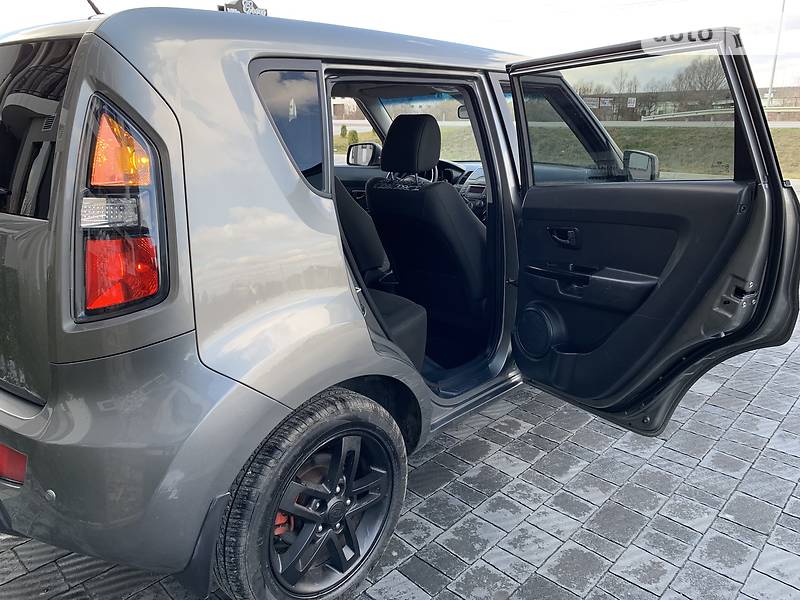 Хетчбек Kia Soul 2009 в Стрию