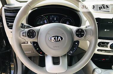 Хэтчбек Kia Soul 2016 в Одессе