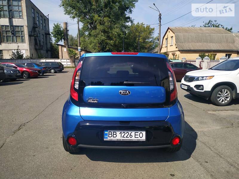 Хэтчбек Kia Soul 2015 в Киеве
