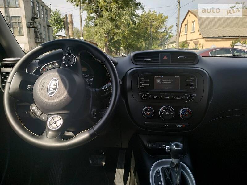 Хэтчбек Kia Soul 2015 в Киеве