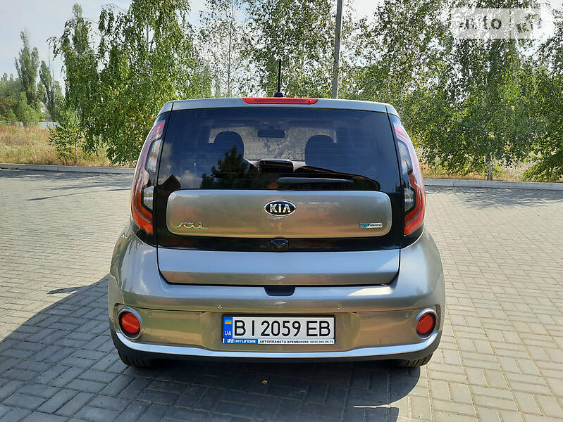 Хэтчбек Kia Soul 2016 в Кременчуге