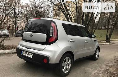 Хэтчбек Kia Soul 2016 в Киеве