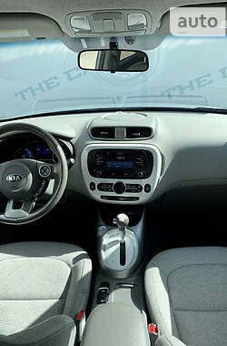 Хэтчбек Kia Soul 2016 в 