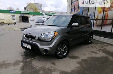 Хэтчбек Kia Soul 2013 в Киеве