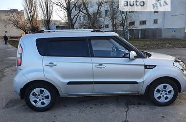 Внедорожник / Кроссовер Kia Soul 2011 в Энергодаре