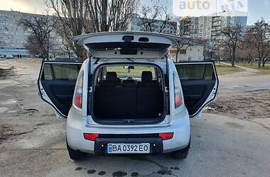 Внедорожник / Кроссовер Kia Soul 2011 в Энергодаре