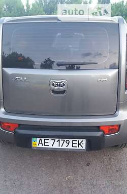 Хэтчбек Kia Soul 2011 в Смеле