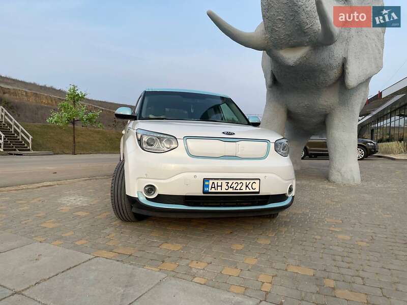 Внедорожник / Кроссовер Kia Soul 2015 в Одессе