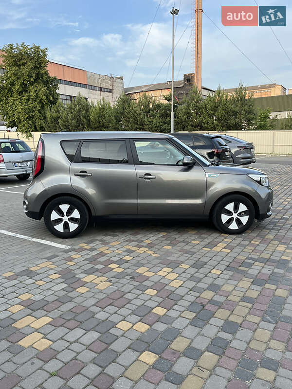 Внедорожник / Кроссовер Kia Soul 2015 в Луцке
