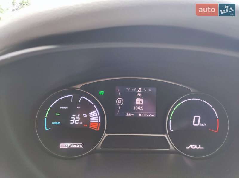 Позашляховик / Кросовер Kia Soul 2016 в Одесі