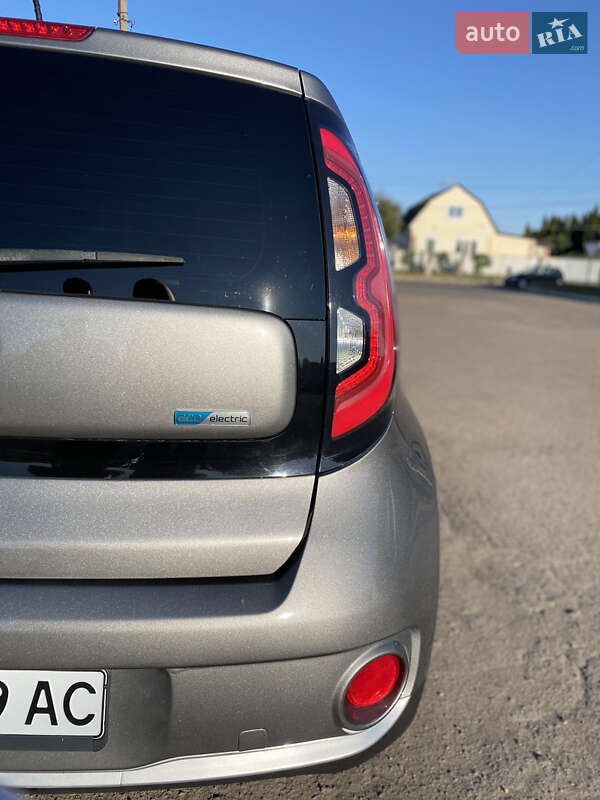 Внедорожник / Кроссовер Kia Soul 2016 в Прилуках фото 32 Внедорожник / Кроссовер Kia Soul 2016 в Прилуках