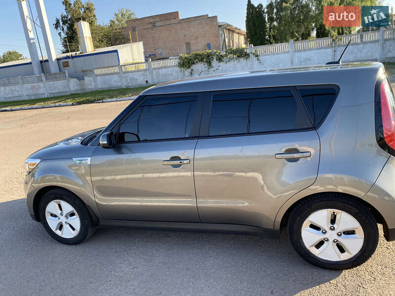 Внедорожник / Кроссовер Kia Soul 2016 в Прилуках фото 36 Внедорожник / Кроссовер Kia Soul 2016 в Прилуках