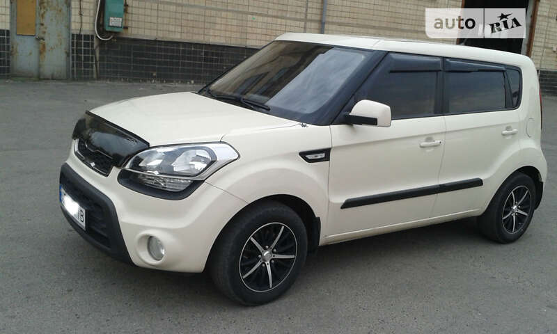 Внедорожник / Кроссовер Kia Soul 2012 в Кривом Роге