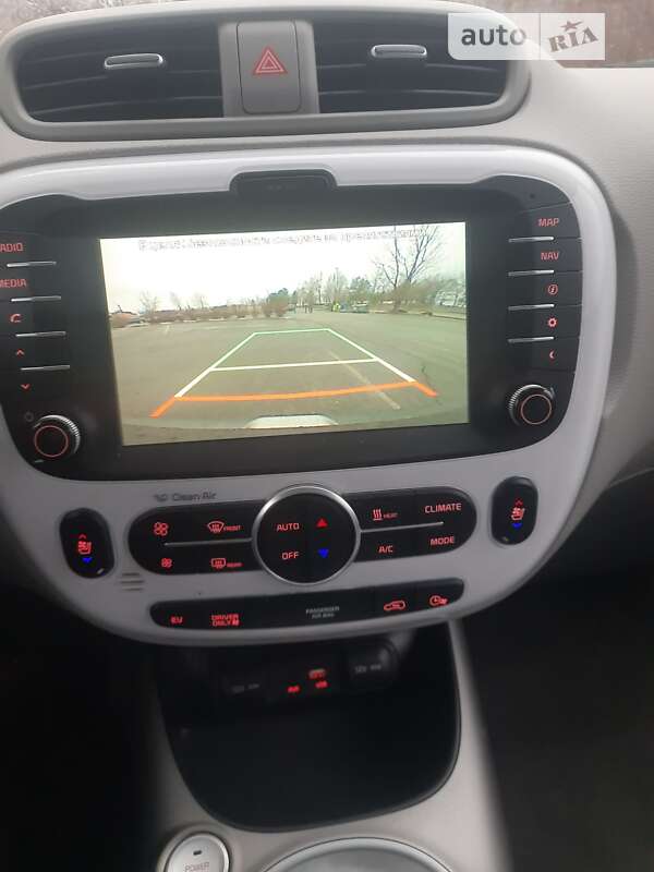 Позашляховик / Кросовер Kia Soul 2015 в Українці