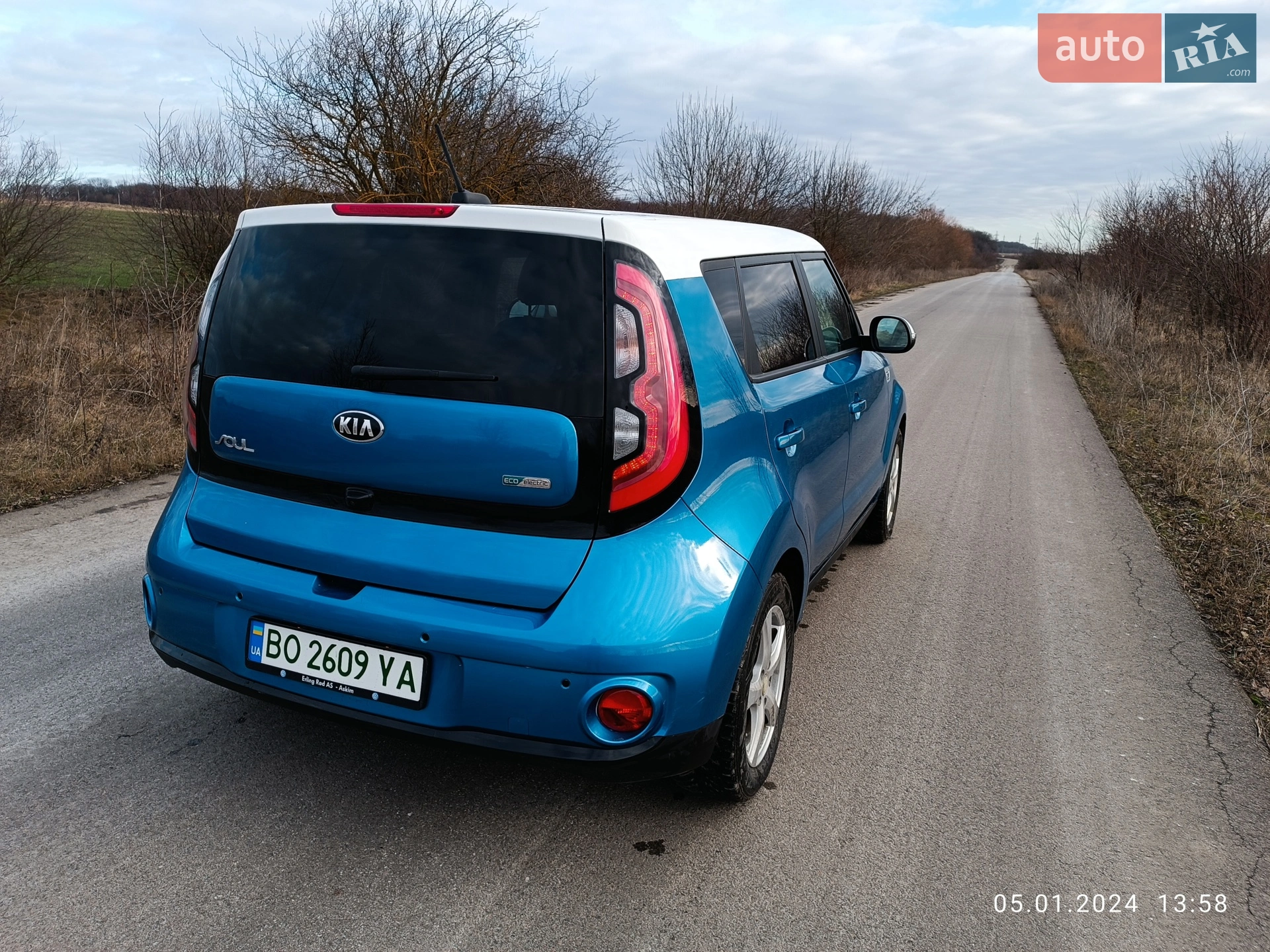 Kia Soul 2018 VIN KNAJX81EFJ7031030 фото оголошення 12 з 13