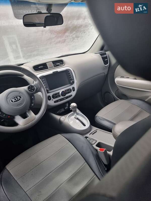 Позашляховик / Кросовер Kia Soul 2016 в Харкові