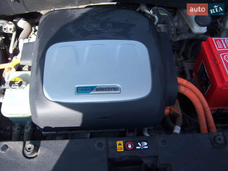 Позашляховик / Кросовер Kia Soul 2015 в Запоріжжі