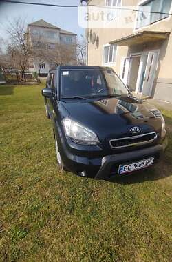 Внедорожник / Кроссовер Kia Soul 2010 в Монастыриске