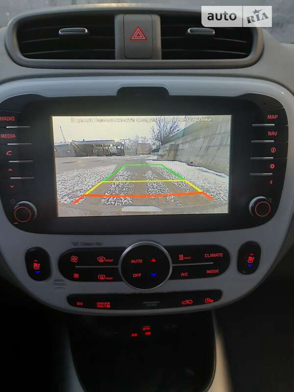 Позашляховик / Кросовер Kia Soul 2015 в Українці