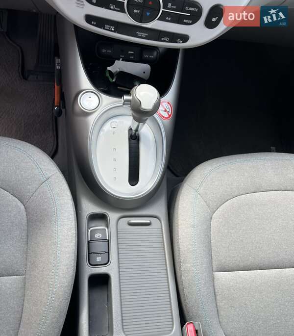 Позашляховик / Кросовер Kia Soul 2017 в Житомирі