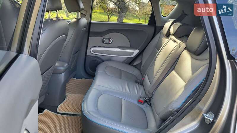 Позашляховик / Кросовер Kia Soul 2017 в Шептицькому