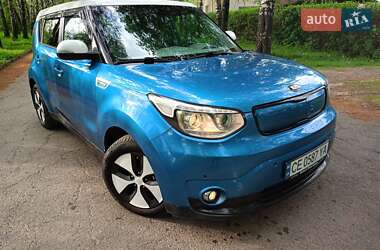 Внедорожник / Кроссовер Kia Soul 2015 в Черновцах