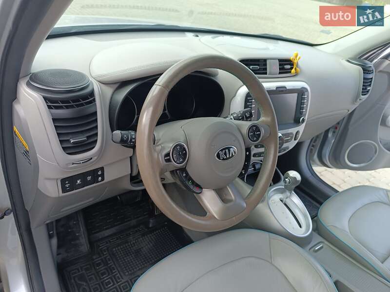 Позашляховик / Кросовер Kia Soul 2017 в Одесі