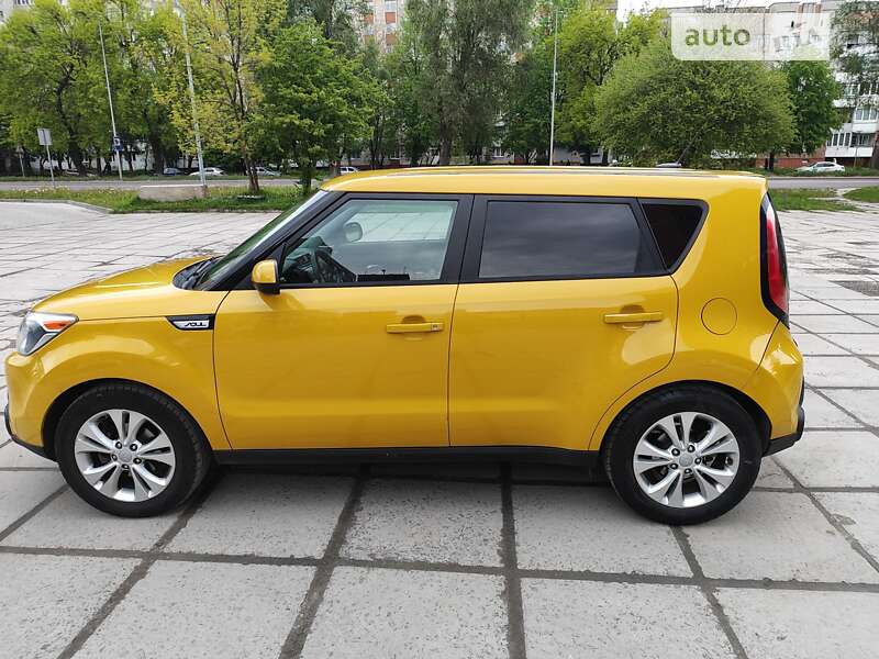 Внедорожник / Кроссовер Kia Soul 2015 в Львове