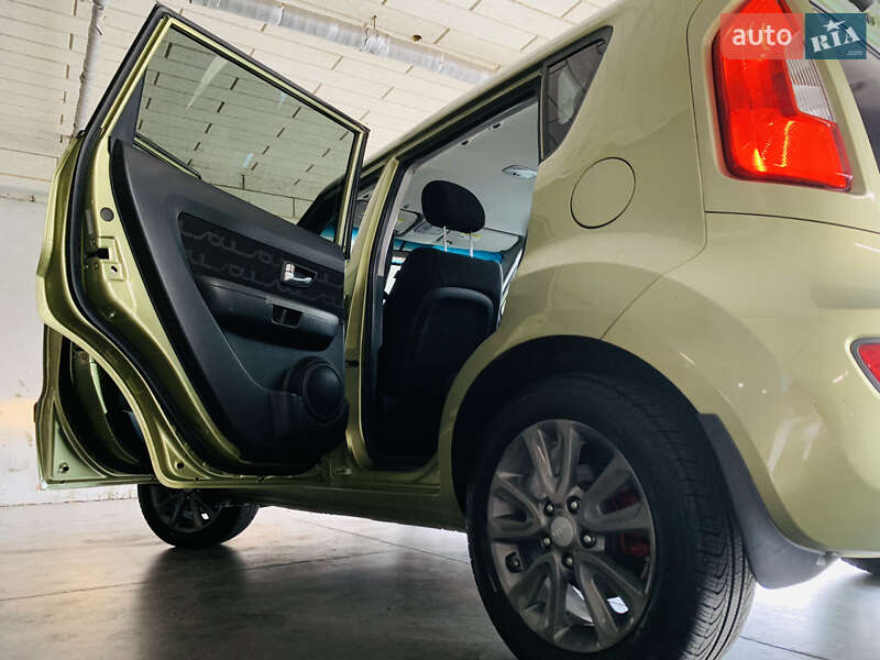 Позашляховик / Кросовер Kia Soul 2013 в Львові
