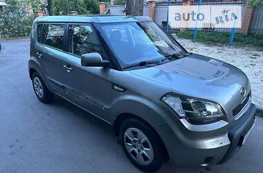 Позашляховик / Кросовер Kia Soul 2011 в Києві