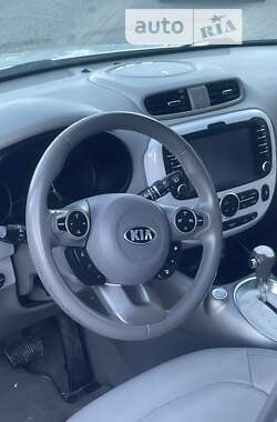 Позашляховик / Кросовер Kia Soul 2014 в Львові