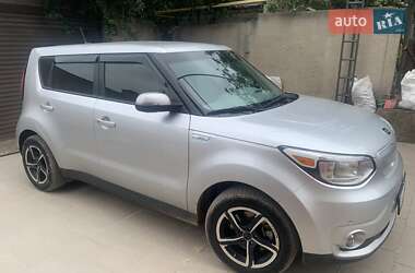 Позашляховик / Кросовер Kia Soul 2016 в Одесі