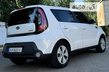 Позашляховик / Кросовер Kia Soul 2015 в Кам'янському