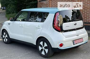 Позашляховик / Кросовер Kia Soul 2014 в Львові