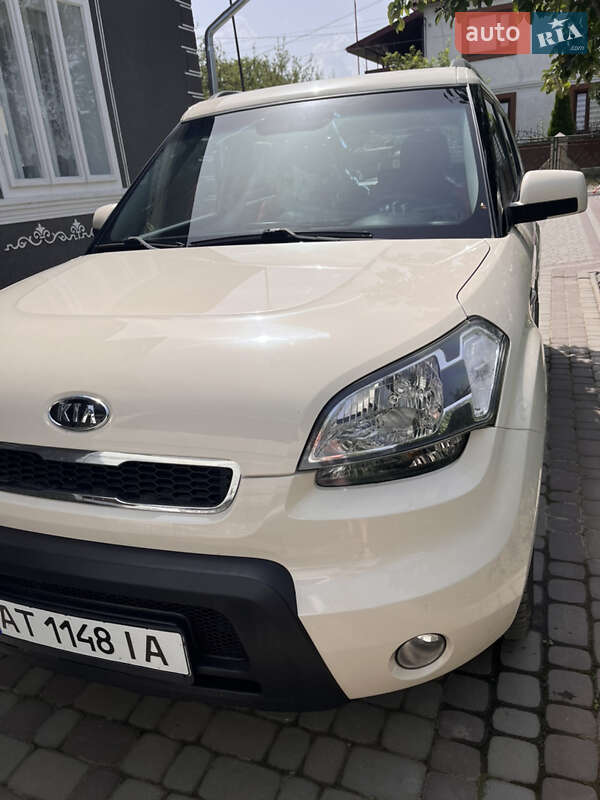 Позашляховик / Кросовер Kia Soul 2009 в Косові