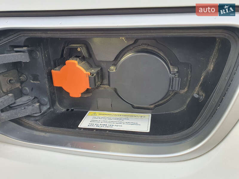 Позашляховик / Кросовер Kia Soul 2016 в Києві